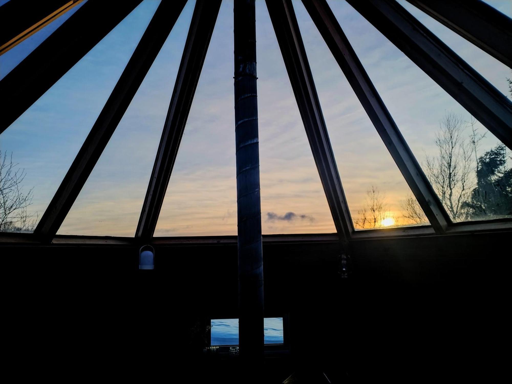 Hessdalen Ufocamp Apartment Varhus Room photo